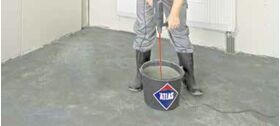 ATLAS SAM 100, ragréage auto-lissant à base de plâtre et d'anhydrite (5-30 mm)