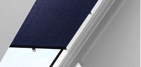 Store rideau VELUX RHL avec des crochets