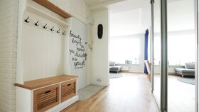 LOFT 1, angle