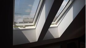 Store pare-soleil pour fenêtre de toit FAKRO, Artens et OptiLight