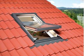 Fenêtre de toit OptiLight Énergie | Fenêtre de toit en pin avec triple vitrage