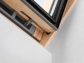 Fenêtre intelligente VELUX INTEGRA+ GLL | Finition bois massif