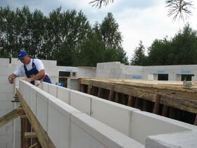 Bloc de chaînage béton cellulaire