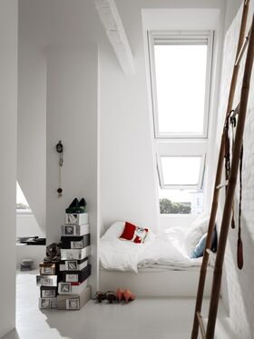 Fenêtre de toit VELUX GPU 0068 | Finition EverFinish - Le blanc éternel